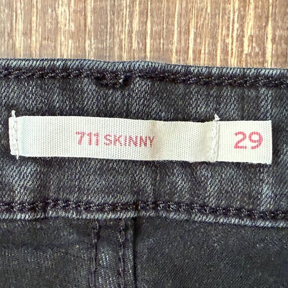 Levi’s 711 Distressed Skinny Jeans – Size 29x30 - Picture 14 of 15